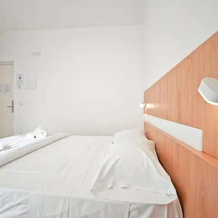 Estelle 3* Bari